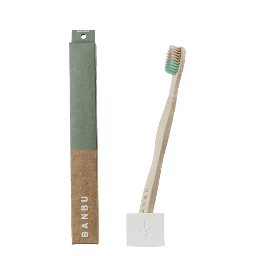 Cepillo de dientes de madera de bambú SUAVE. Color VERDE. - Caredamia